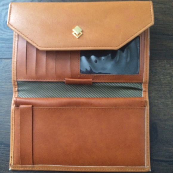 Wallet - Picture 3 of 5